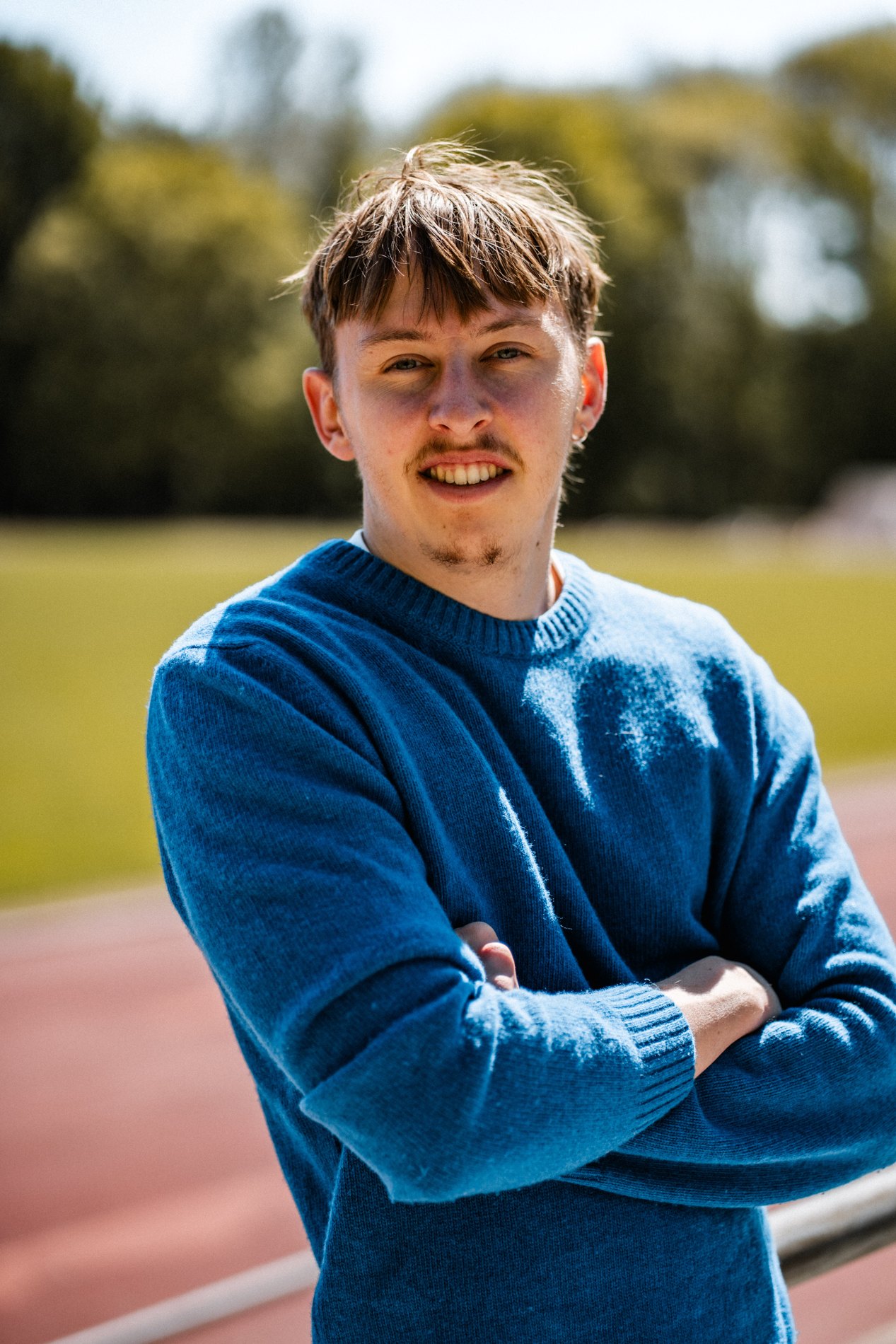 Alex Frieling im blauen Pullover
